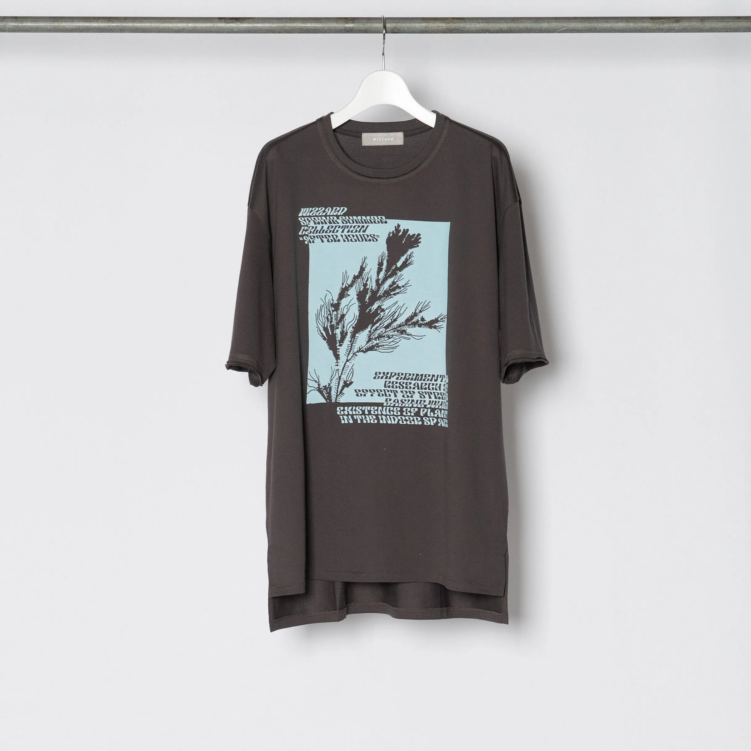 GRAPHIC T-SHIRT "PLANT"