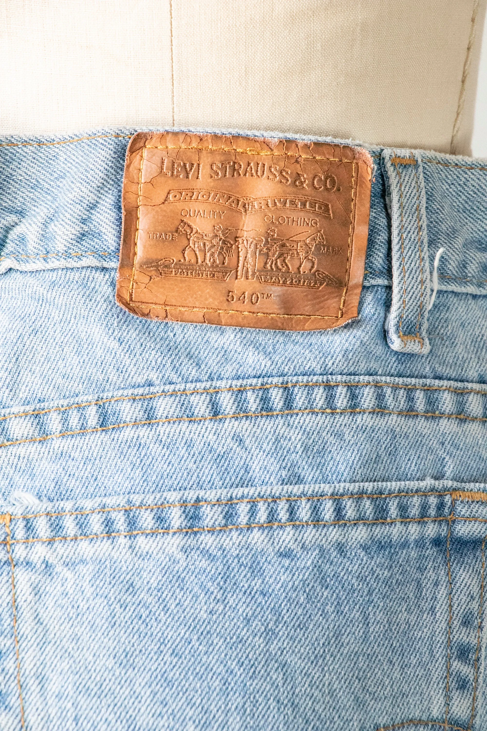 Levi's 540 Jeans Relaxed Loose Fit 1990s 33" x 30"