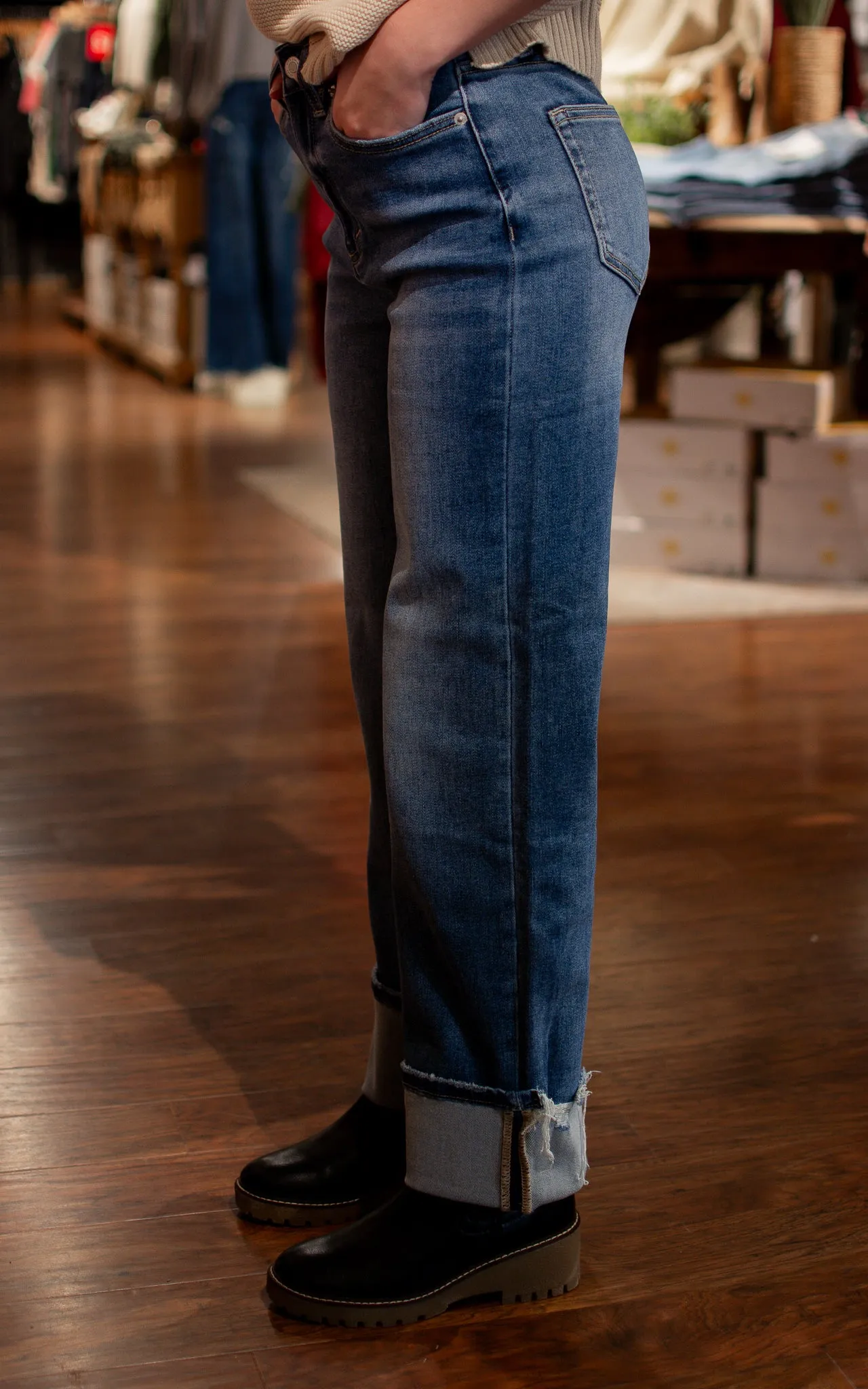 Penn Blue Relaxed Cuff Mica Jeans