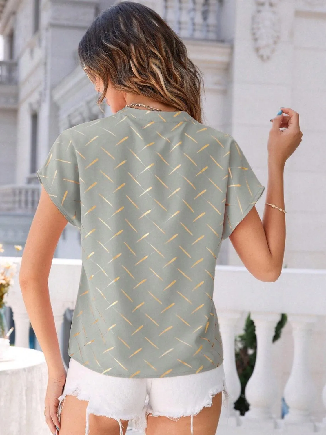 Stylish Everyday Notched Neck Short Sleeve Blouse